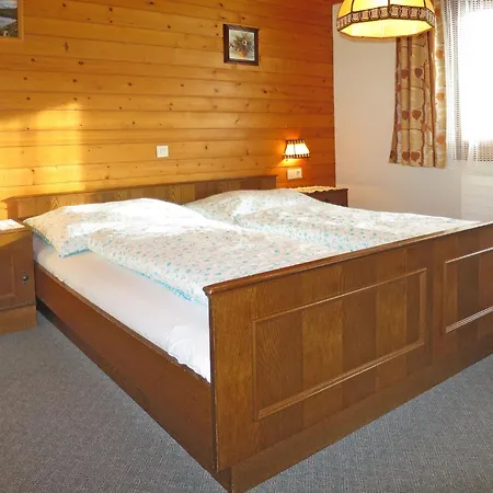 Apartamento Haus Corinna - Gop230 By Interhome