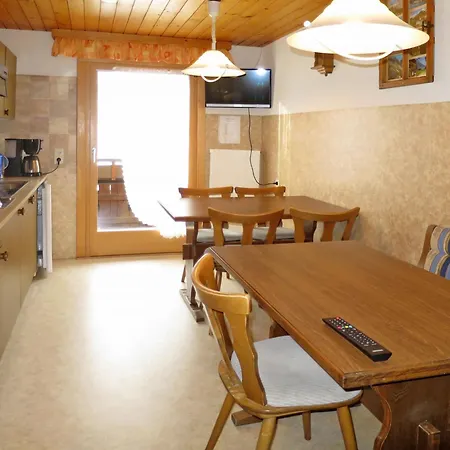 Apartamento Haus Corinna - Gop230 By Interhome